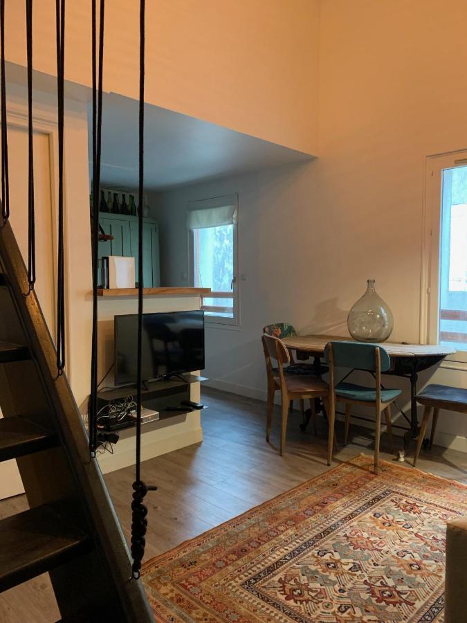 Les Apparts De Charly Duplex Cosy Au Marche Hyper Centre La Rochelle Tout A Pied Exterior photo